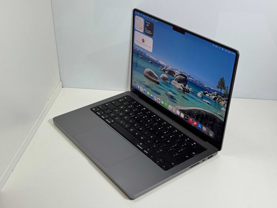 Apple MacBook Pro 14 2021 M1 Pro 16GB RAM 512GB SSD Super Stan