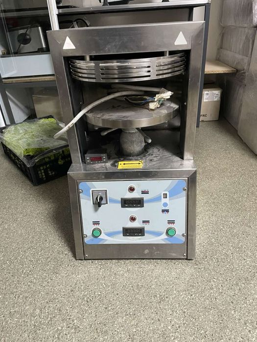 Продам пресс для піцци