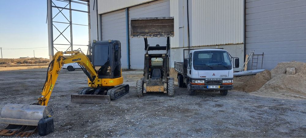 Serviços com Bobcat, MiniGiratoria e com Carrinha