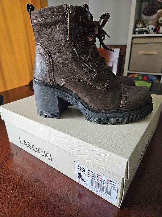 Buty skórzane Lasocki 39