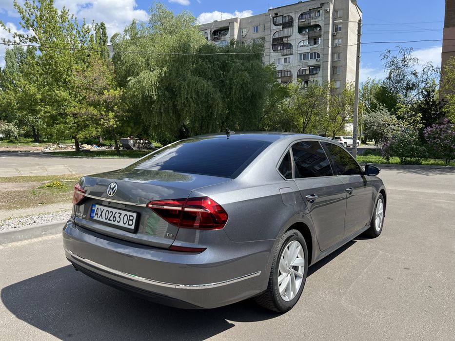 VW Passat SE 2018