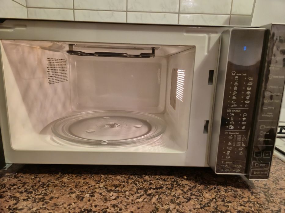 Mikrofalówka Whirlpool MWP 304 M Grill z gwarancją 5 lat





5
pięć g