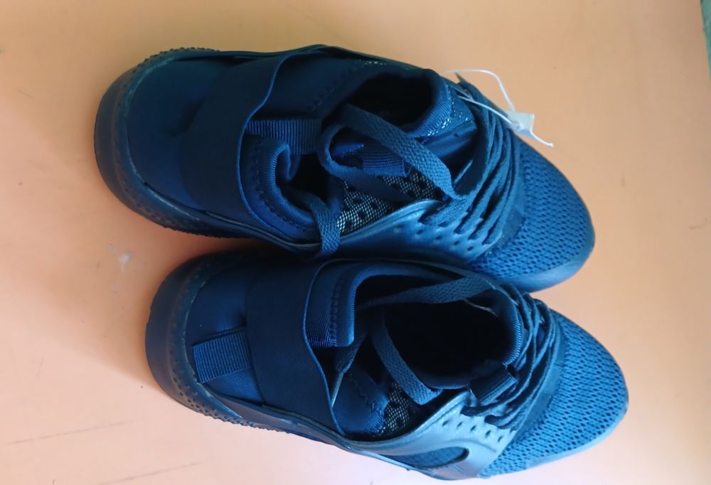 Кросівки чоловічі 41 розмір