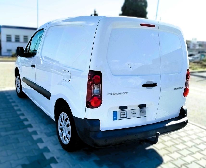Peugeot Partner 1.6 Blue-HDi Full Extras, Muito boa.