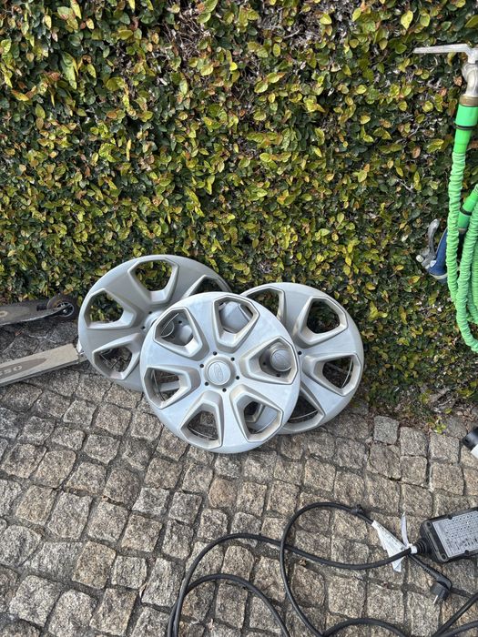 Tampoes Ford Fiesta 2010 usados