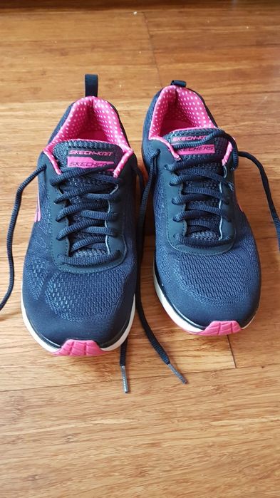 buty sportowe damskie Skechers Knit rozm.38.