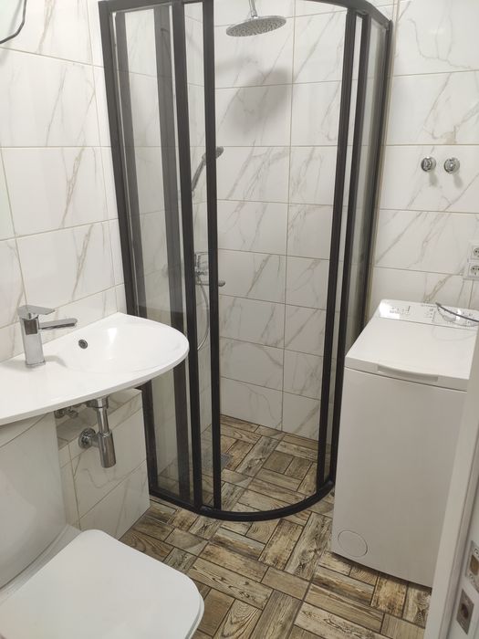 Шпаклевка,штукатурка,обои,багеты и многое другое