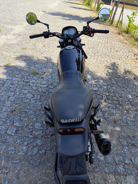 Benelli Leoncino 500