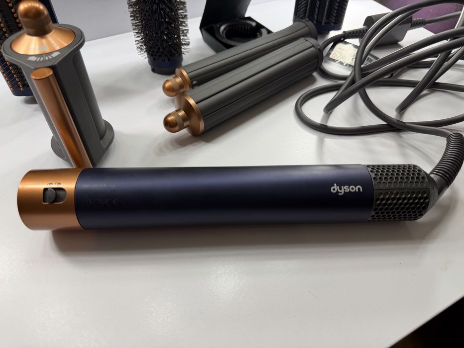 Cтайлер Dyson Airwrap multi-styler