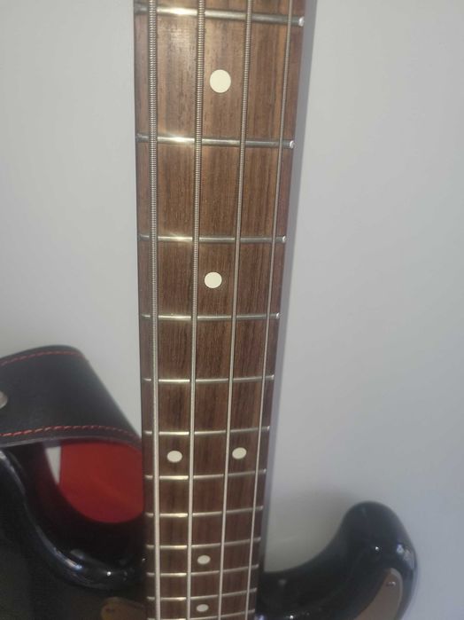 gitara basowa Fender Precision Bass Special