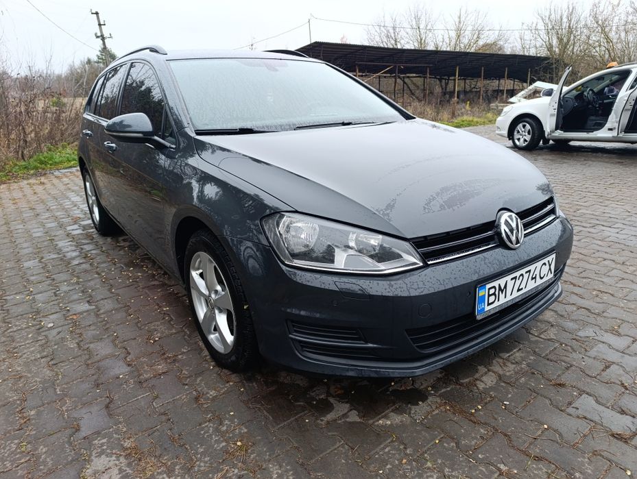 Volkswagen Golf VII