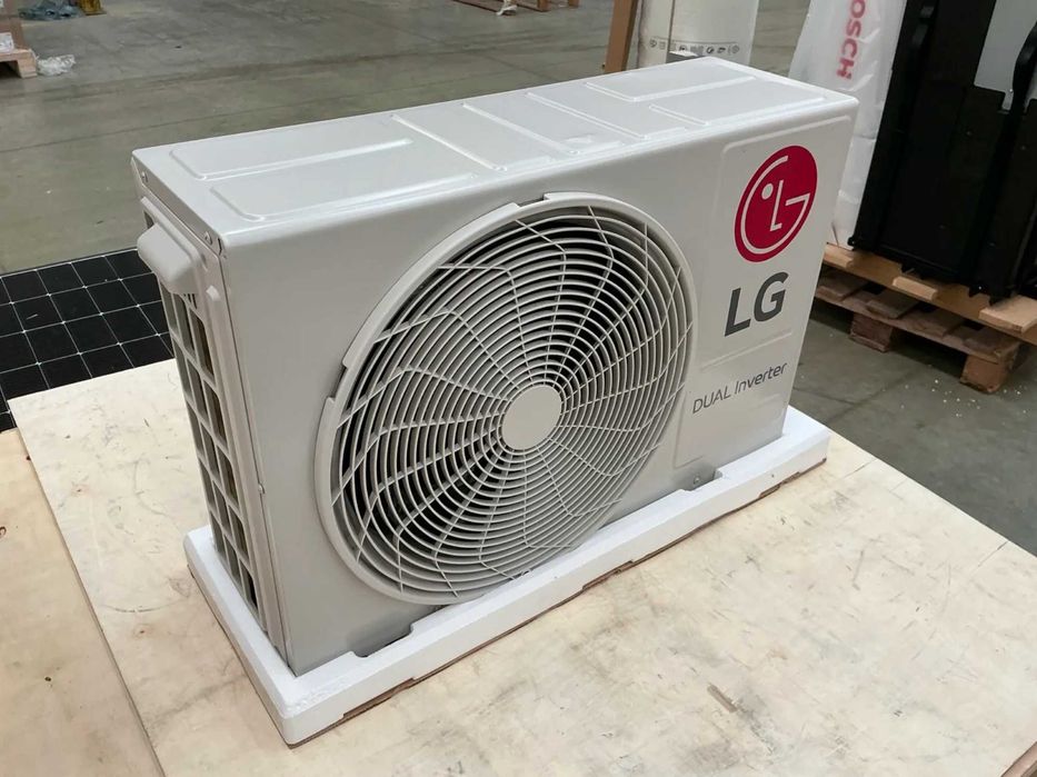 Zestaw Klimatyzator LG Standard S12EQ.UA3 +  LG S12EQ NSJ 12000 BTU