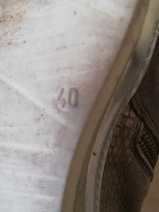 Buty sneakersy , rozm 40, skóra naturalna