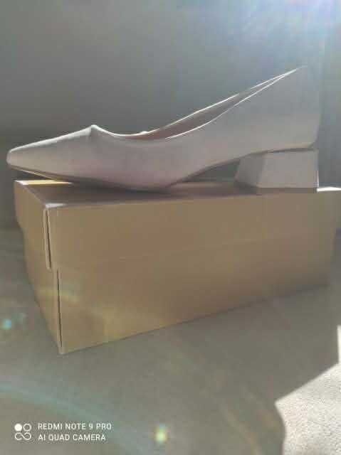 Sprzedam nowe czółenka damskie