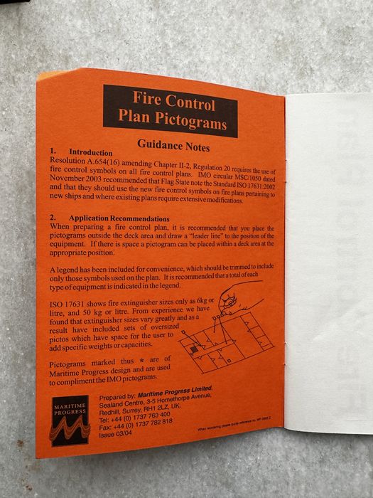 Adesivos sinaléticos