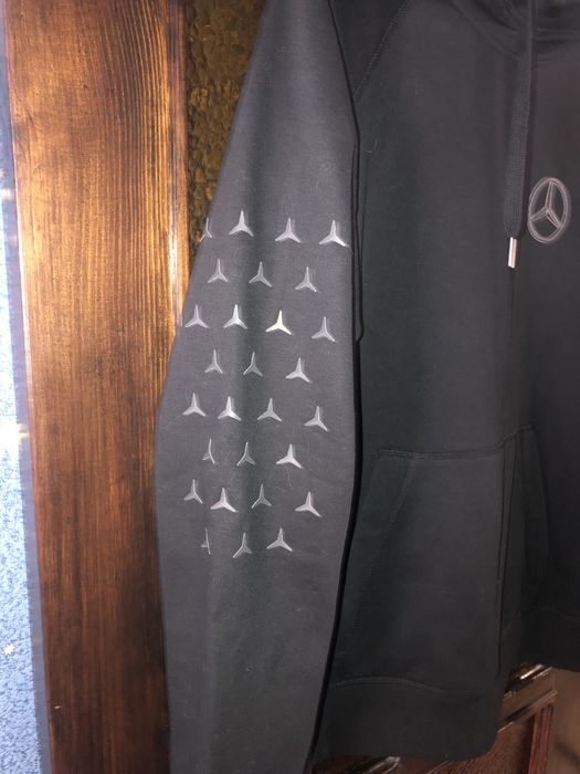 Трикотажное худи с капюшоном, без замка, один сплошной карман, логотип