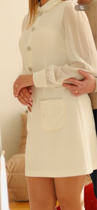 Святкова біла сукня