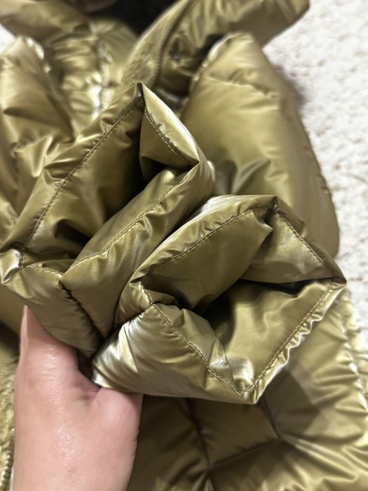 Пуховик для дівчинки