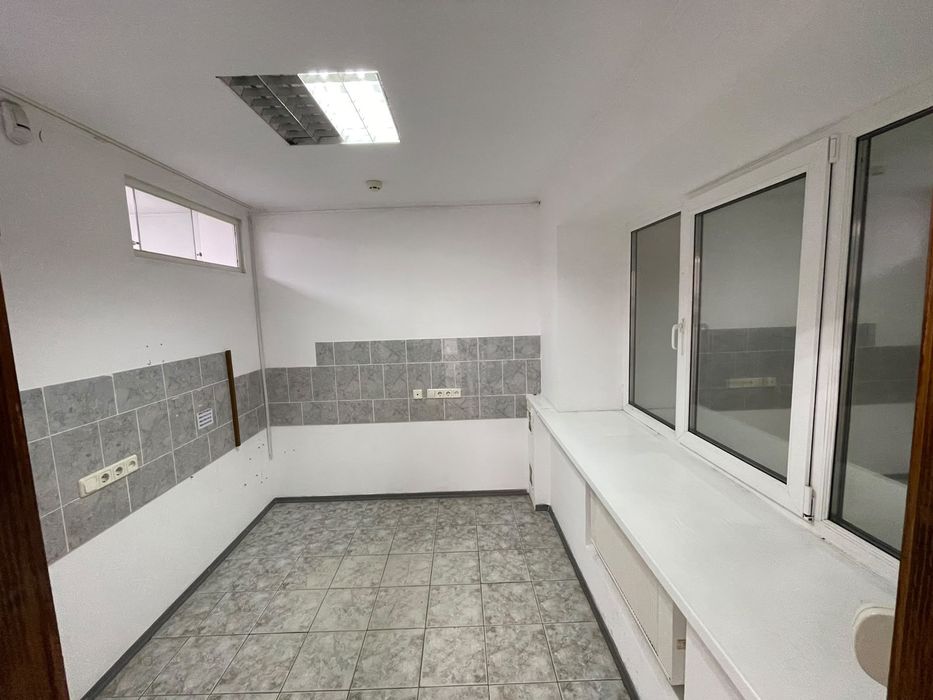 Оренда комерційного приміщення 51 м² | вул. Соборності, 60 | Червона лінія | Центр