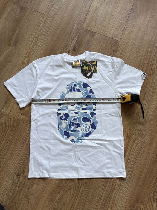 Biała koszulka bape