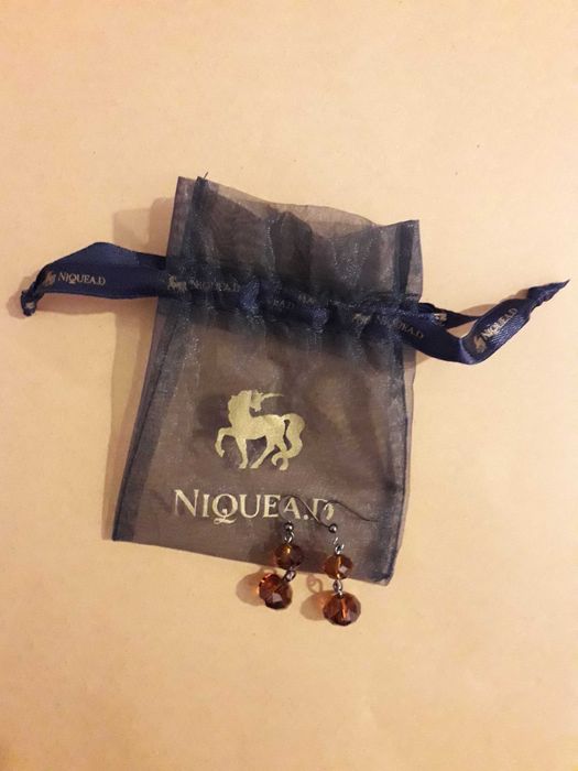 Glamoroso e sofisticado colar NIQUEA.D + par de brincos do conjunto