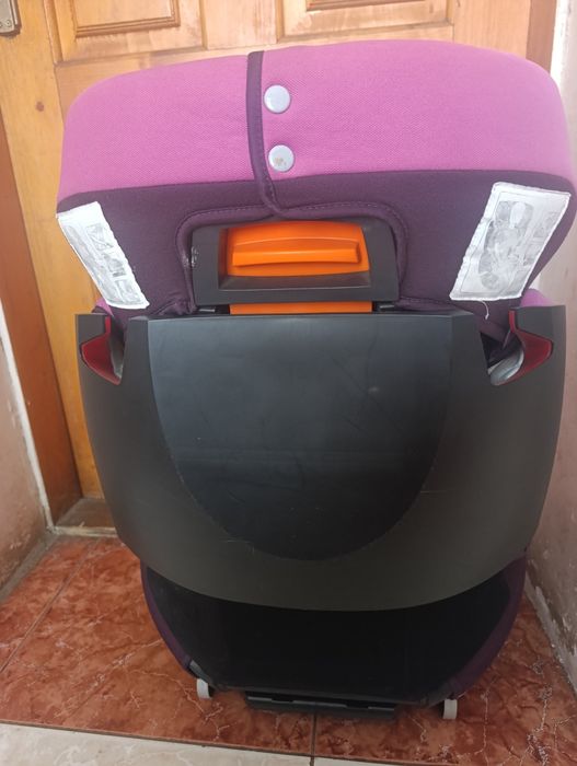Продам автокрісло Cybex Solution X-Fix