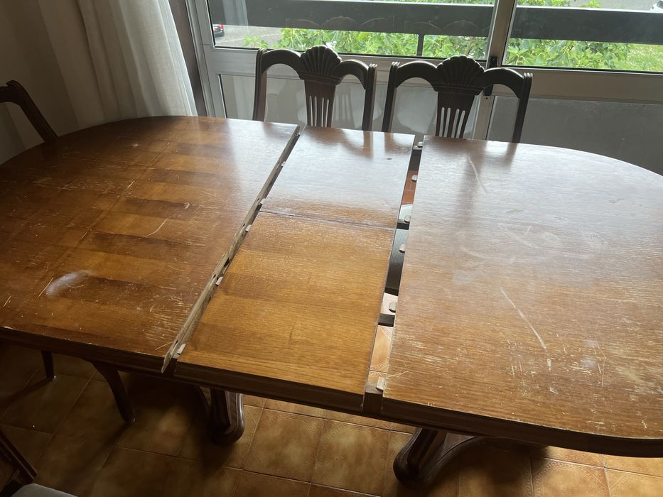 Mesa 6 lugares com cadeiras 2mt