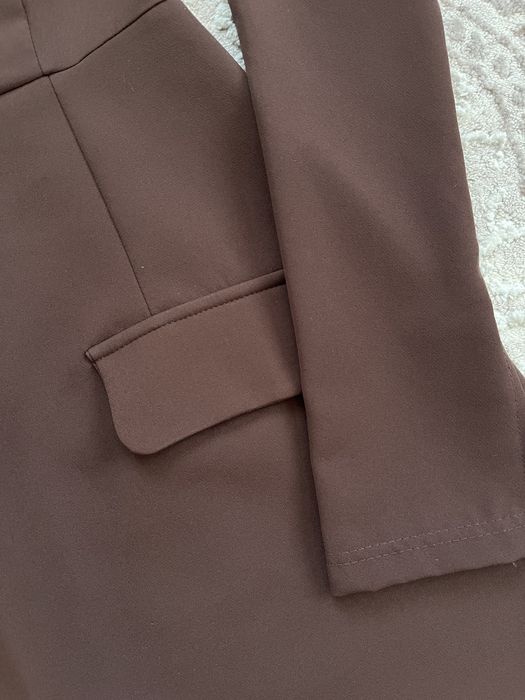 Сукня жіноча з відкритими плечима