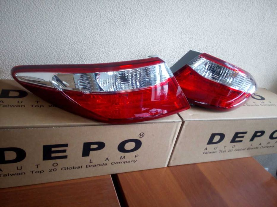 Фонарь Toyota Camry 55 USA фонари Камри 55 США 2014-2017