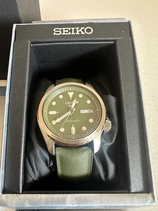 Seiko SRPE65 (Seiko 5 Sports “Field / Olive”)