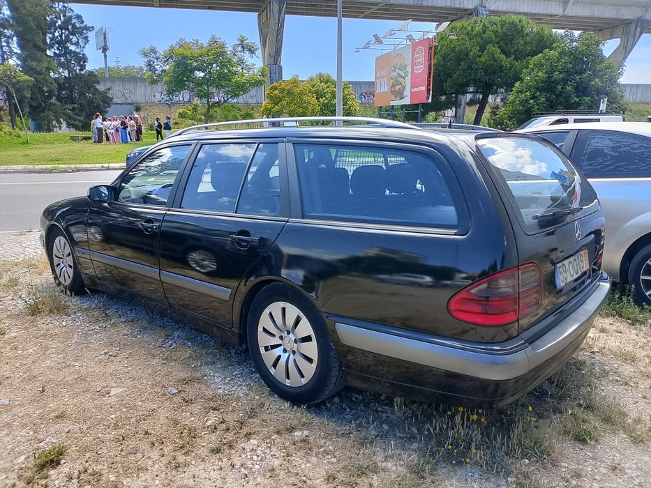 Mercedes C220  Classic troco por Carrinha