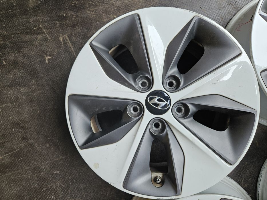 Oryginalne Felgi Aluminiowe 16" Hyundai IONIQ  5X114.3  ET50