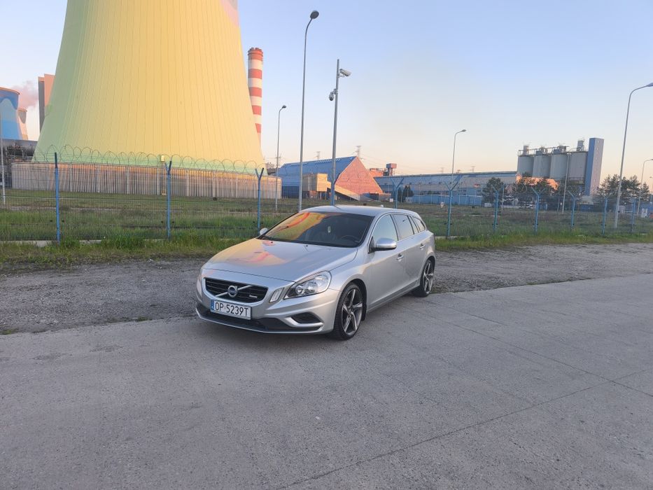 Volvo V60 R-DESIGNE zadbane