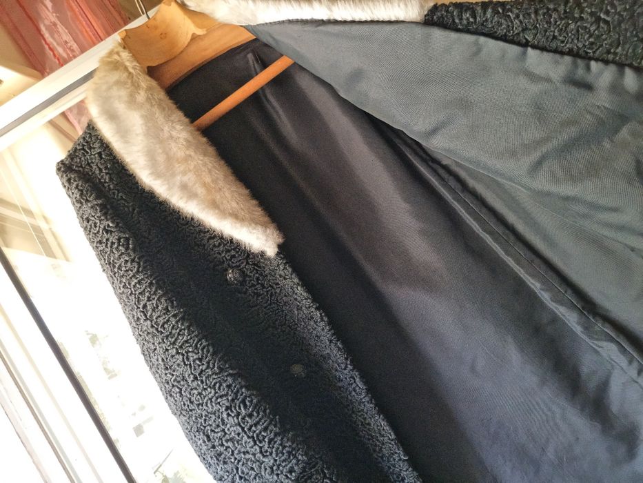 Vestuário casaco de astrakan