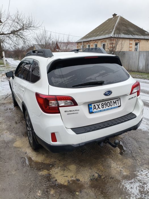 Автомобиль Subaru