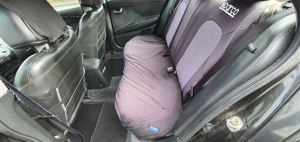 Nissan Primera P12 a GPL/1,6 Gasolina