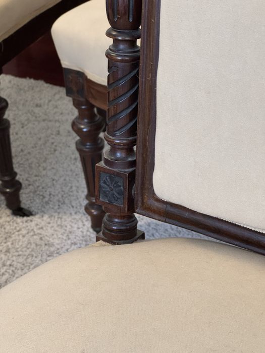 Cadeiras de Pau Santo estilo Romântico