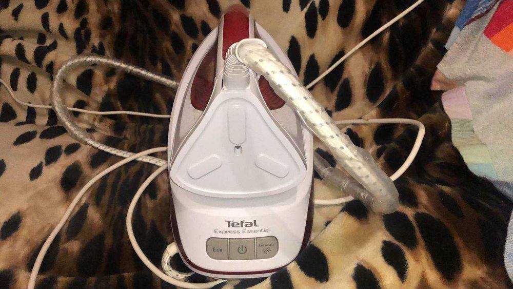 Утюг с парогенератором Tefal Express Essential б/у Днепр