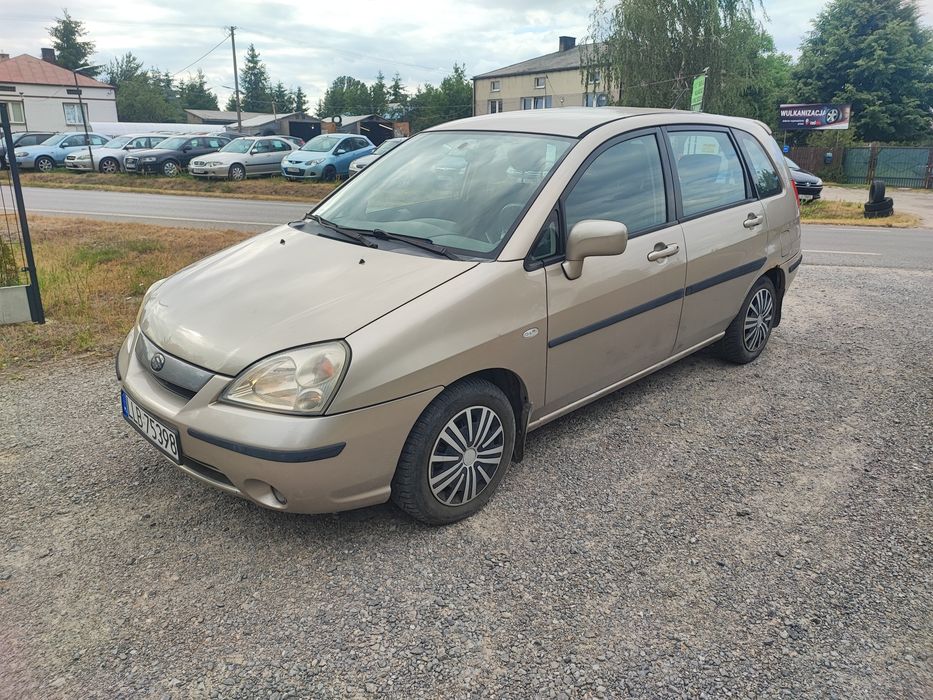 Suzuki Liana