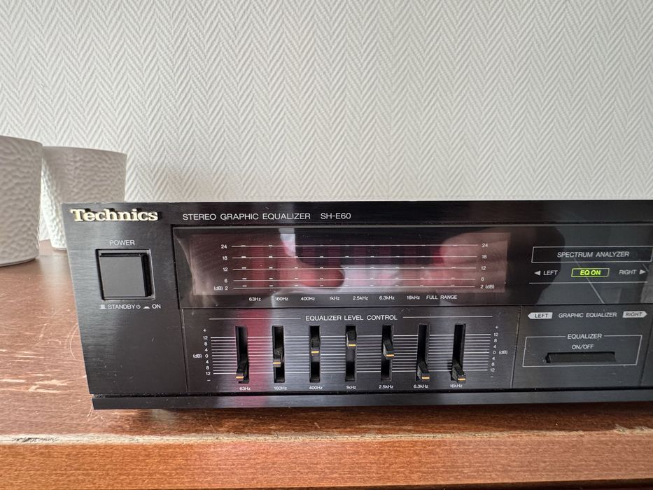 Equalizer Technics SH-E60