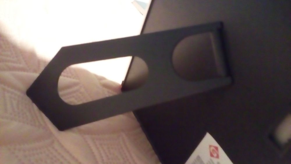 Moldura em alumínio c/ padrão-preto, branco e prata-posição reversível