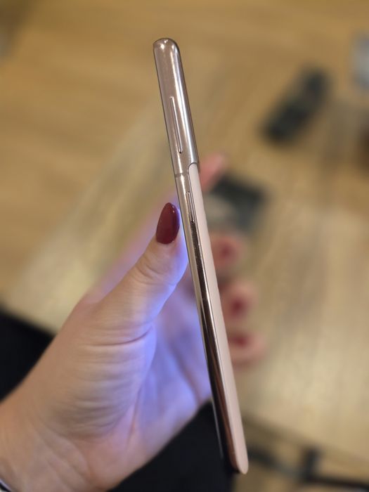Samsung s21 z etui