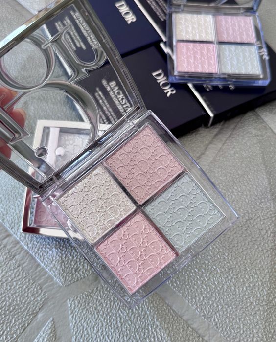 Палетка хайлайтерів Dior 002 frosted opal