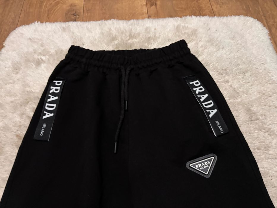 Spodnie dresowe sportowe Prada