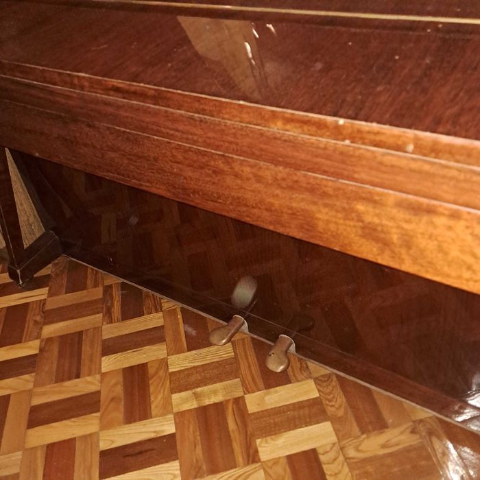 Піаніно (фортепіано) Україна