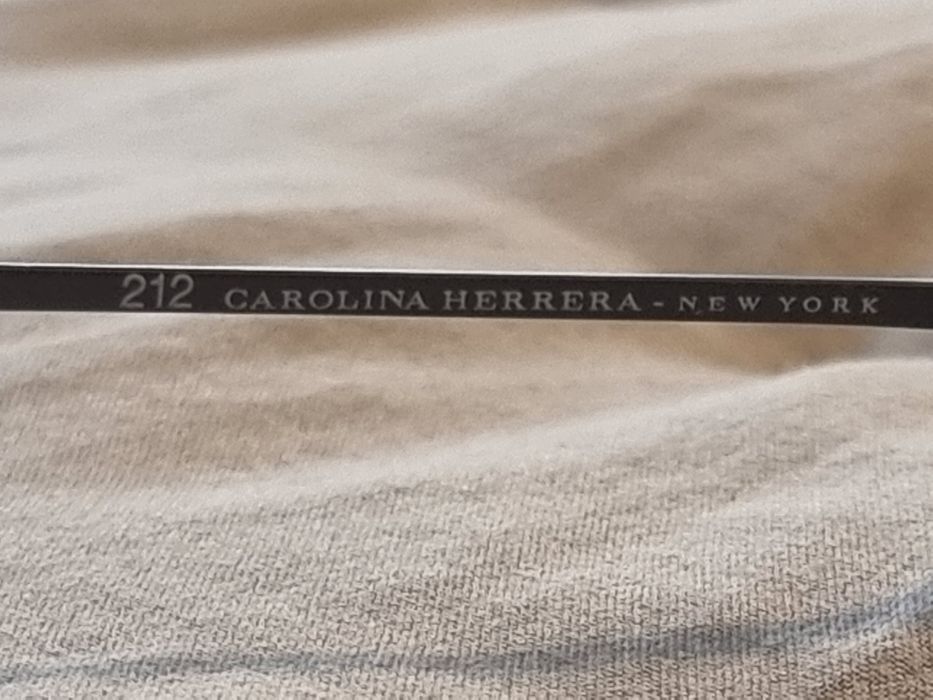 Oculos Carolina Herrera