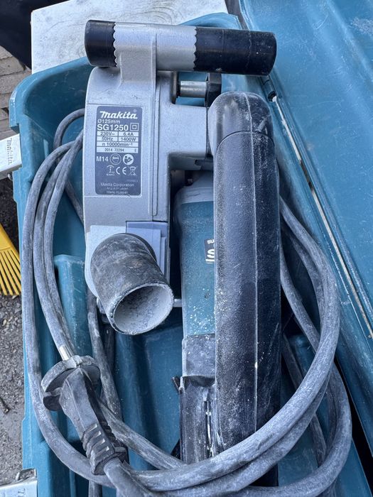 Bruzdownica Makita sg 1250