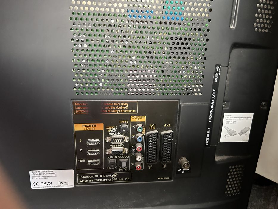 Telewizor LG 42SL9500 + pilot