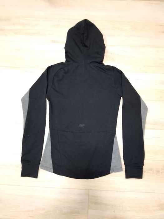 *Женская кофта.*