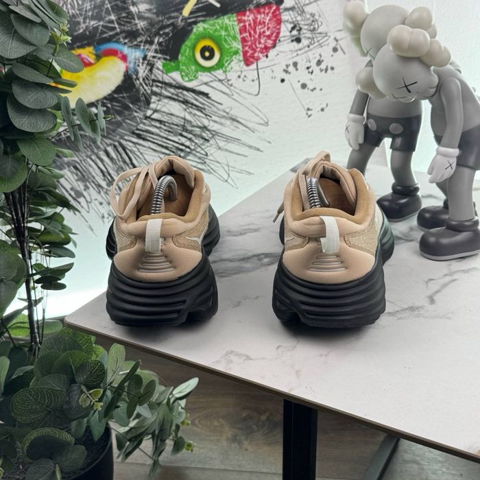 Кросівки Hoka Bondi 8 46 розмір Е5517